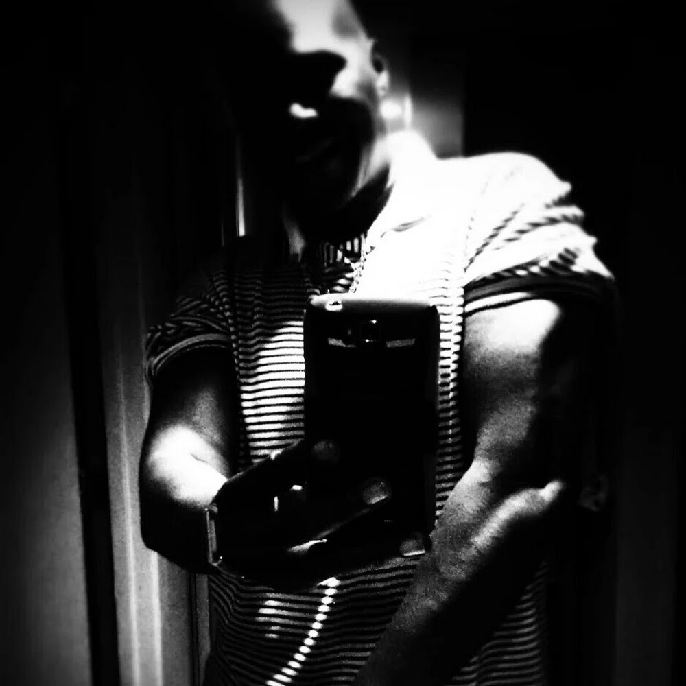 Meet your Posher, Adrian